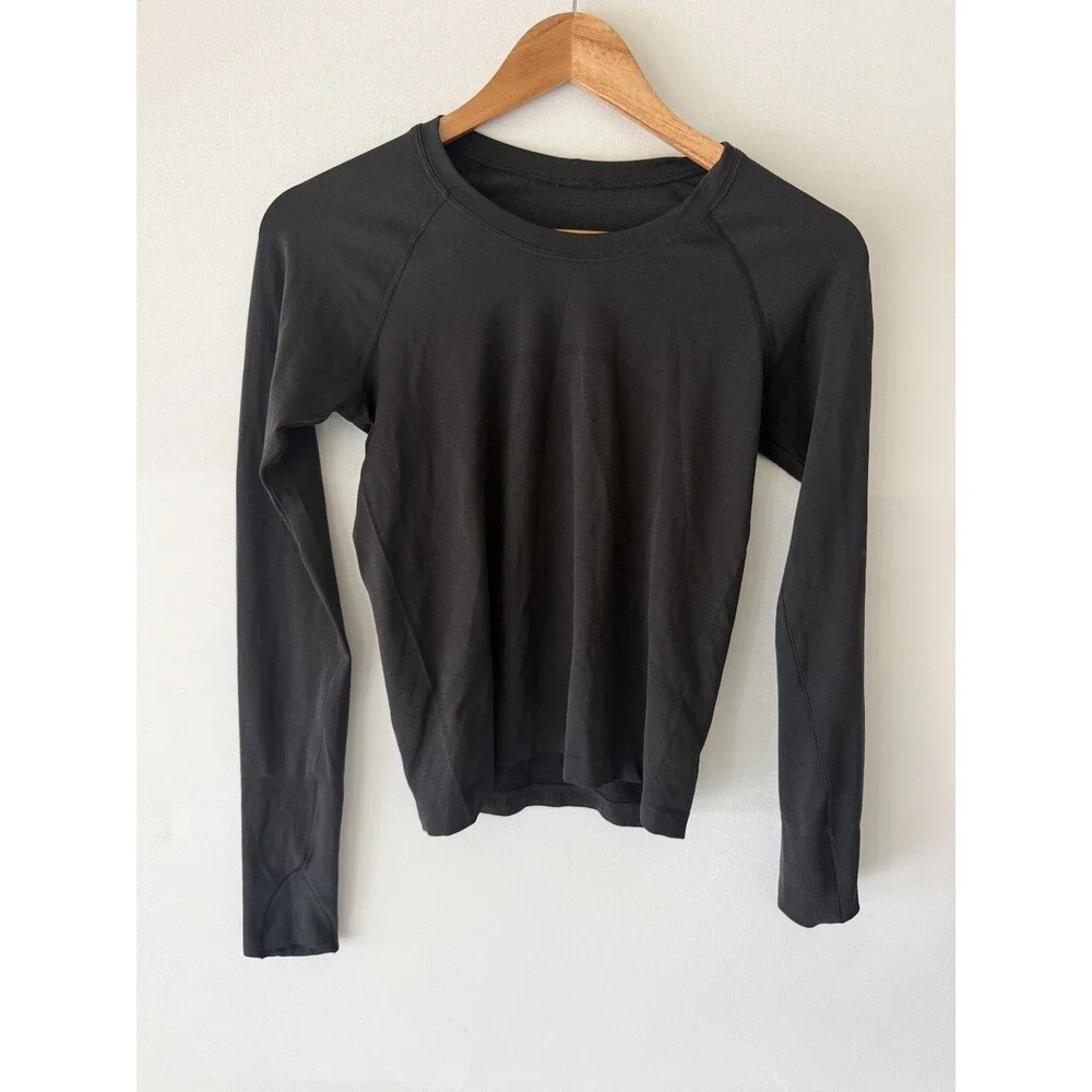 Lululemon Swiftly Tech 2.0 Shirt Size 6 Black Athletic Workout Gym Top